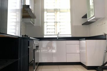 Freehold Fully furnished 1 Storey Semi-Detached House, Taman Nuri, Durian Tunggal 