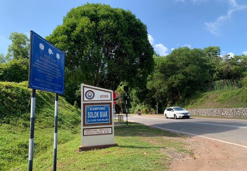 Freehold bungalow Land Tanjung Kling 0.584 ac