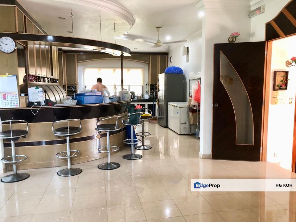 Bank Value Match FREEHOLD Fully Renovated Big Land 2 storey Bungalow @ Bukit Baru Melaka City Centre, Melaka, Bukit Beruang