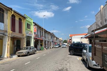 2 storey shoplot Jalan Temenggong, Bukit Cina, Melaka 
