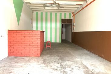 2 storey shoplot Jalan Temenggong, Bukit Cina, Melaka 
