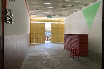 2 storey shoplot Jalan Temenggong, Bukit Cina, Melaka 