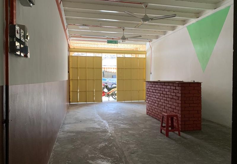 2 storey shoplot Jalan Temenggong, Bukit Cina, Melaka 