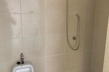 2 storey shoplot Jalan Temenggong, Bukit Cina, Melaka 