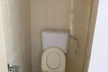 2 storey shoplot Jalan Temenggong, Bukit Cina, Melaka 