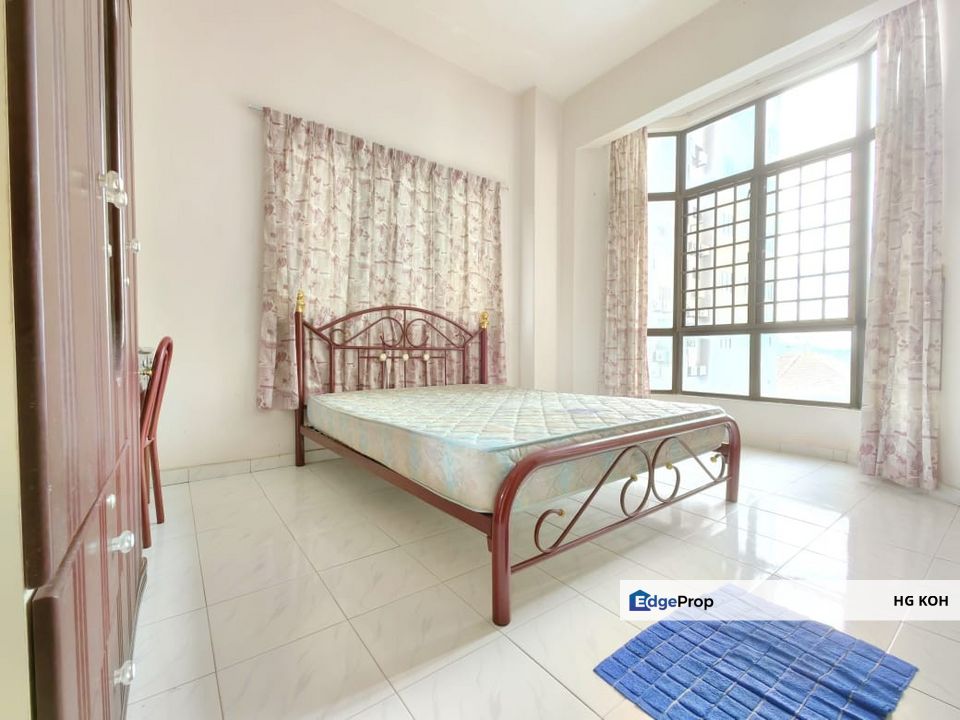 Furnished Straits Court Condominium Pasir Emas, Ujong Pasir, Melaka, Ujong Pasir