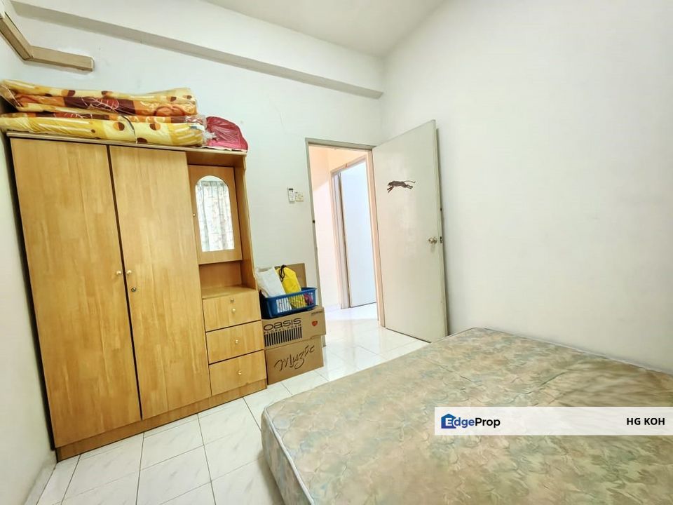 Furnished Straits Court Condominium Pasir Emas, Ujong Pasir, Melaka, Ujong Pasir