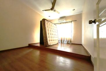 Corner 2 Storey Terrace House Taman Melaka Perdana, Ayer Keroh