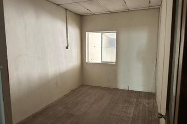 2 storey shoplot Jalan Bunga Raya, City