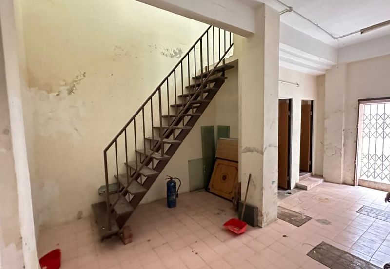 2 storey shoplot Jalan Bunga Raya, City