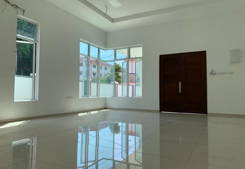 Freehold 2 Storey Bungalow House Taman Bukit Senjuang, Melaka