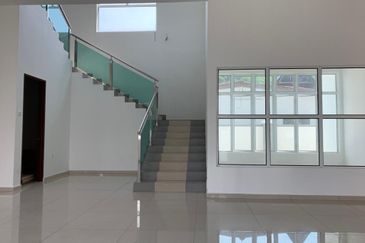 Freehold 2 Storey Bungalow House Taman Bukit Senjuang, Melaka