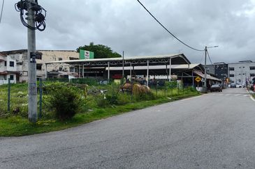 Freehold Residential Development Land Jalan Johor, Semabok 