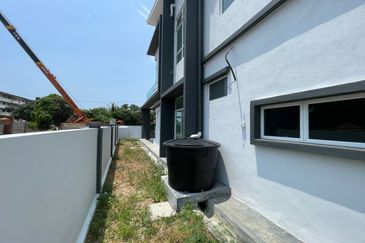Freehold 2 Storey Semi Detached House Kampung Lapan, Melaka
