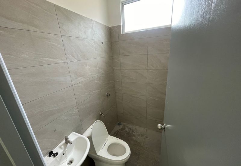 Freehold 2 Storey Semi Detached House Kampung Lapan, Melaka