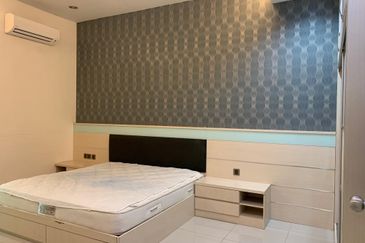 Fully furnished 2 Storey Semi D house Taman Cheng Perdana