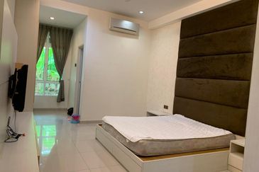 Fully furnished 2 Storey Semi D house Taman Cheng Perdana
