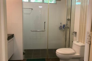 Fully furnished 2 Storey Semi D house Taman Cheng Perdana