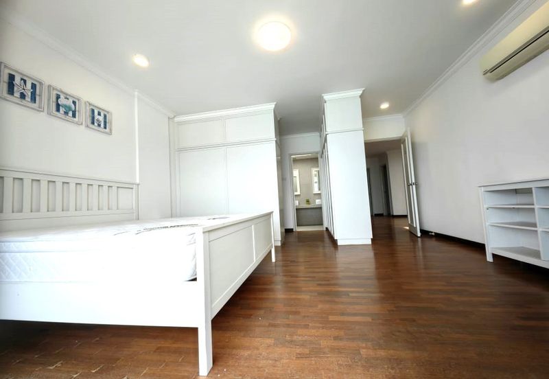 Ocean Palms Condominium