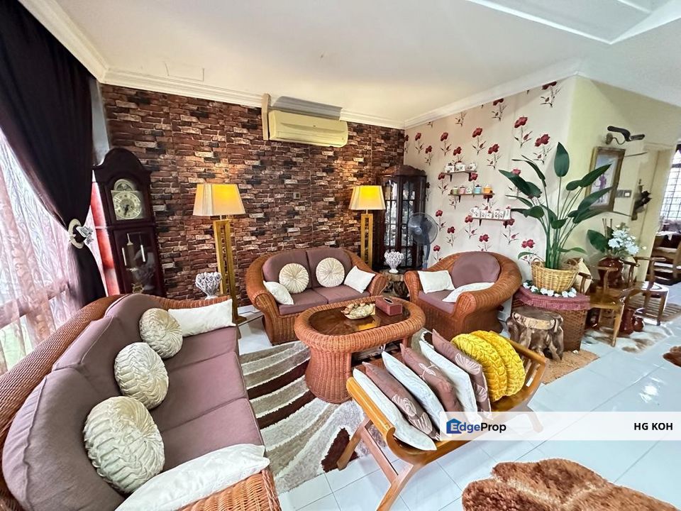 Seaview Freehold Duplex Penthouse Lagenda Condominium, Klebang , Melaka, Klebang