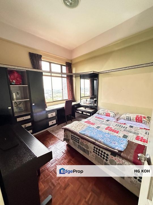 Seaview Freehold Duplex Penthouse Lagenda Condominium, Klebang , Melaka, Klebang