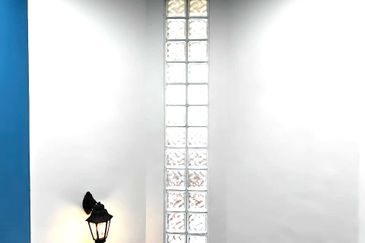 CONDOMINIUM OCEAN PALMS(PERMATA IDAMAN)