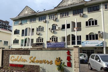 Freehold Kondo Ruby (Golden Showers) Klebang, Melaka 