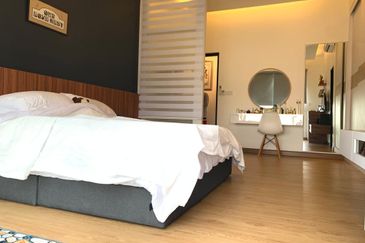 Silverscape Luxury Residences