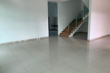 Freehold 2 Storey Semi Detached House Taman Merak, Bukit Baru, Melaka