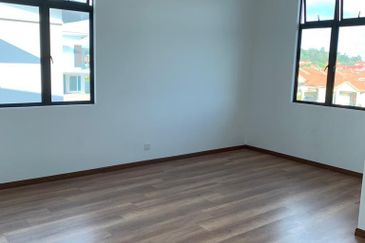 Freehold 2 Storey Semi Detached House Taman Merak, Bukit Baru, Melaka