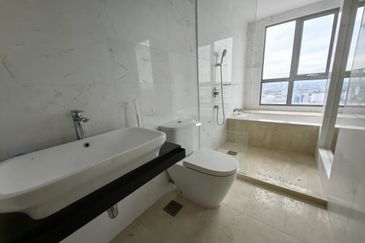 Silverscape Luxury Residences