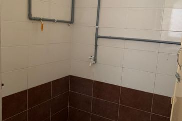 FREEHOLD Furnished Corner Rumah Pangsa Malinja (Kg 8) Melaka