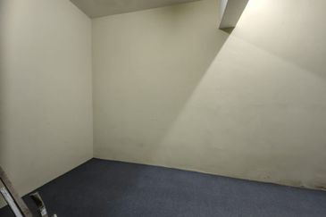 1st Floor Office Kg 8 Melaka Mall