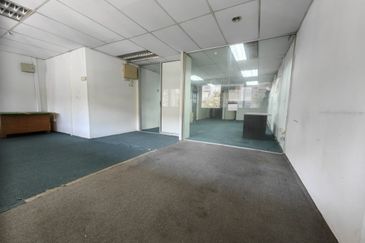 1st Floor Office Kg 8 Melaka Mall