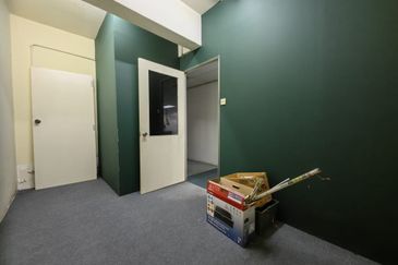 1st Floor Office Kg 8 Melaka Mall