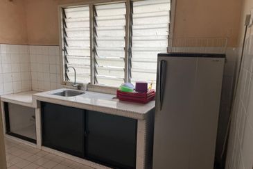 Fully Furnished Pangsapuri Hilir Kota, Taman Melaka Raya, Melaka