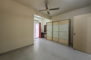 Furnished Harmony Condominium, Ujong Pasir, City