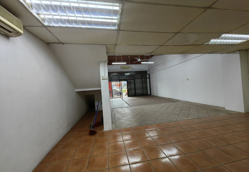 Ground Floor Shop Taman Malim Jaya
