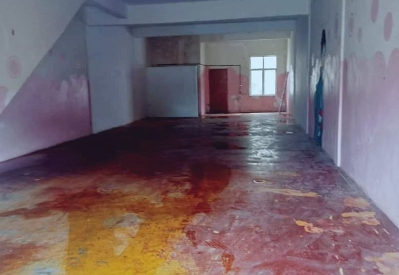 Road Frontage Limbongan Shoplot, Jalan Kristal 1