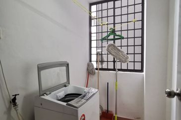 KONDOMINIUM SELAT HORIZON