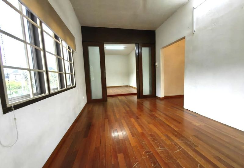 Corner 2 Storey Terrace House Taman Megah Mas, Petaling Jaya