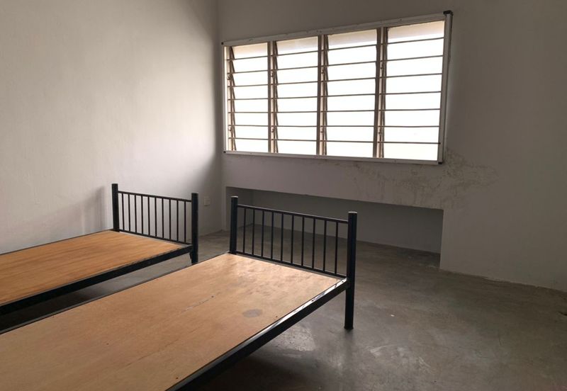 Corner Partially Furnished Rumah Pangsa Malinja, Kg 8, Melaka 