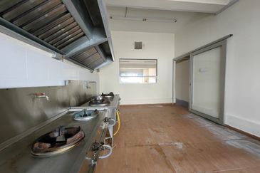 Ground Floor Shoplot 1 Lagenda Aeon Bandaraya Melaka, City