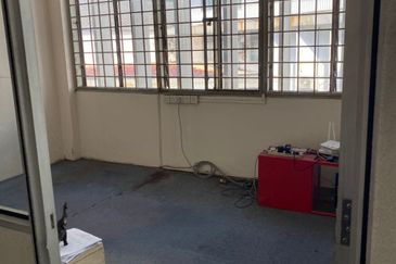 1st Floor Office Jalan Hang Tuah, City Melaka