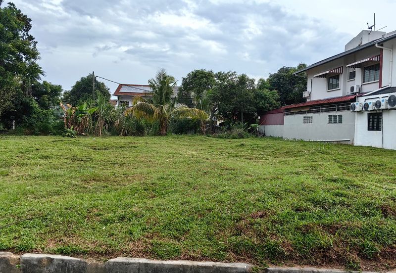 Freehold Bungalow Land Ujong Pasir, City