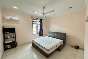 Freehold Fully furnished 2 storey terrace house Taman Merbok, Ayer Keroh, Melaka