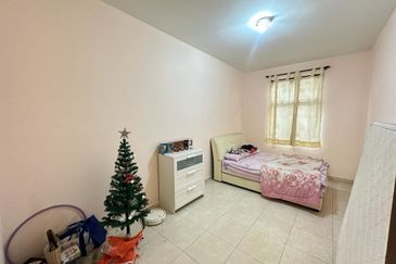 Freehold Fully furnished 2 storey terrace house Taman Merbok, Ayer Keroh, Melaka