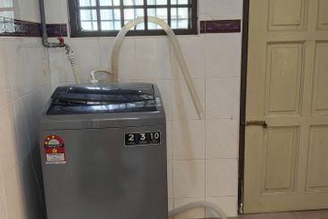 Fully furnished 1 storey bungalow house, Tengkera, Melaka