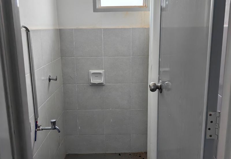 Ground Floor & Lower Ground Floor Taman Bukit Rambai Putra, beside Ninso