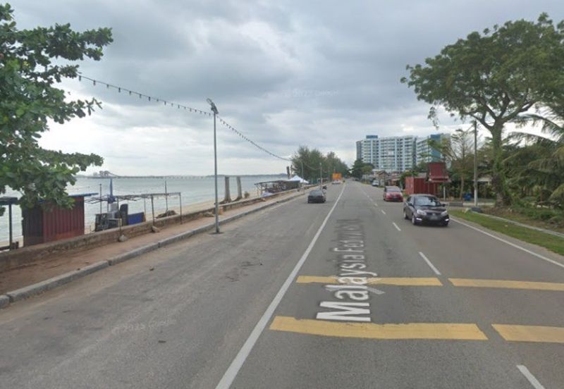 Seaview Freehold Tanjung Kling Land